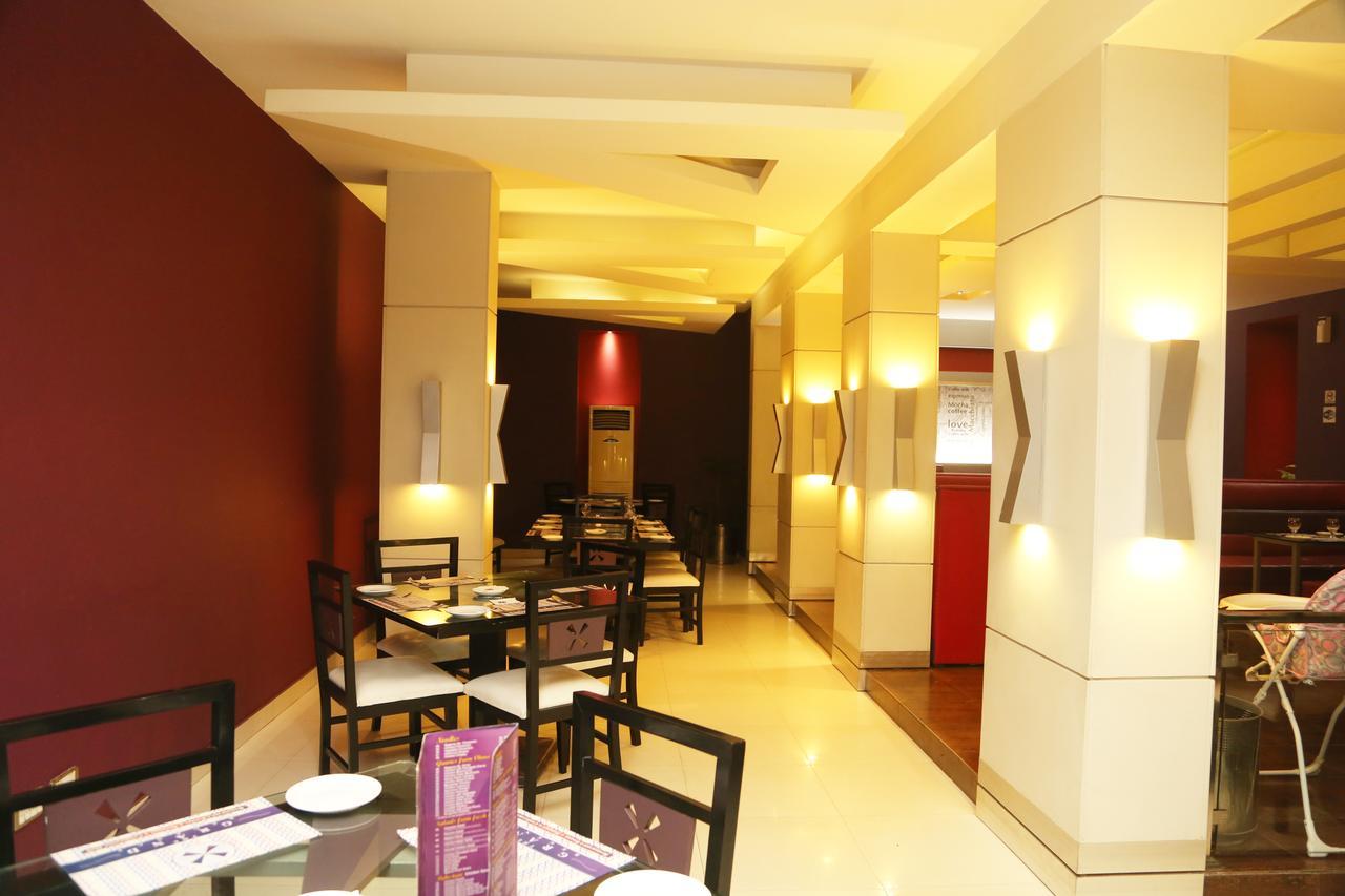 Hotel The Grand Regency à Bahawalpur Extérieur photo